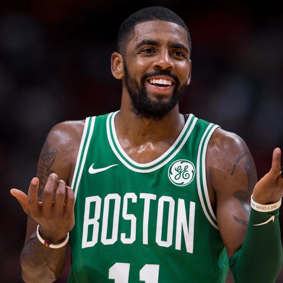 由式滑雪的 由式滑雪的