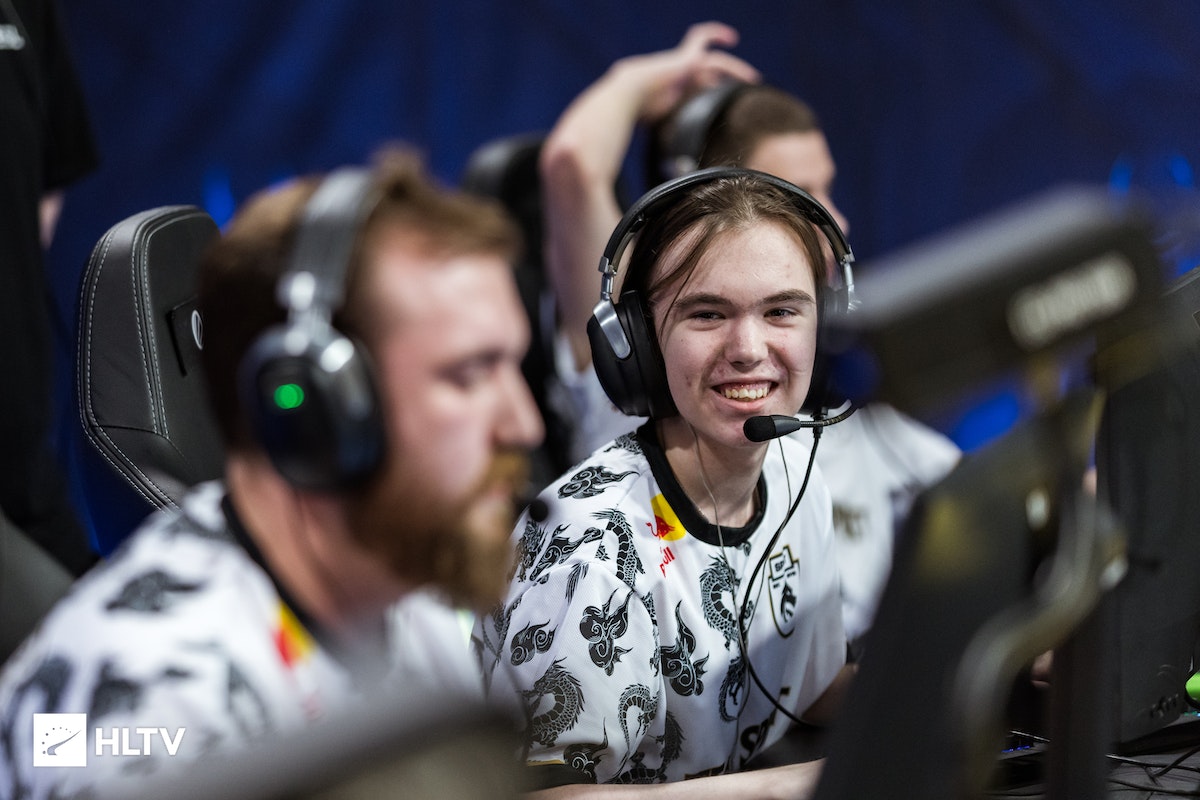 本文围绕 本文围绕